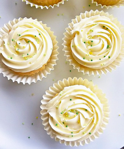 Lemon and Lime Cupcakes with a Fresh Lemon Frosting