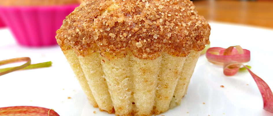 Rhubarb Muffins with a Brown Sugar Sprinkle