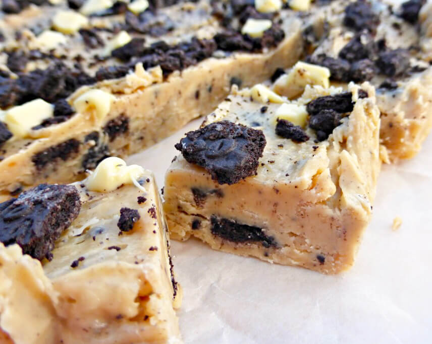 Creamy Homemade Oreo and White Chocolate Fudge