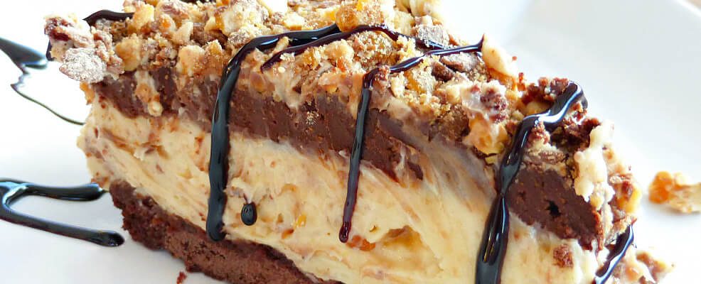 No-Bake Snickers and Peanut Butter Cheesecake (and the Importance of Great Storage)