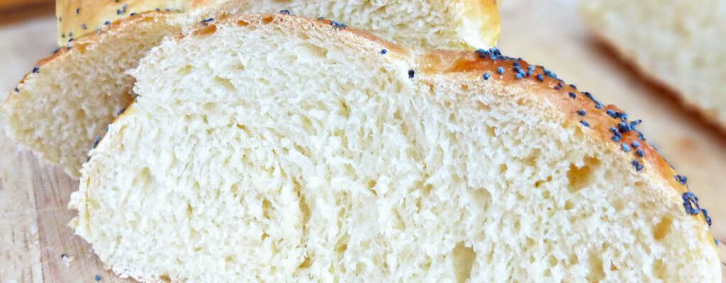 Poppy Seed Plaited Soft White Loaf