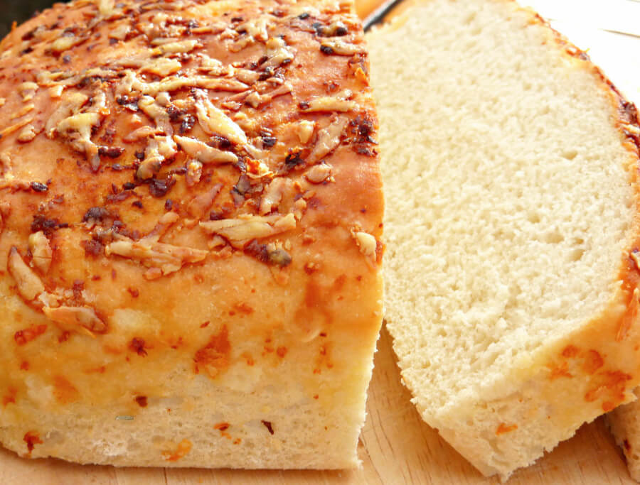 The Most Amazing Cheese Garlic Bread You Will Ever Eat