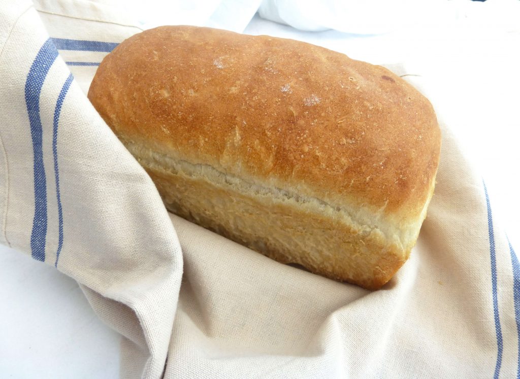 Simple White Loaf Bread (anyone can make)