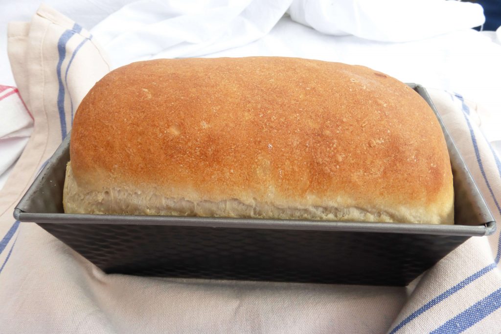 Simple White Loaf Bread (anyone can make)