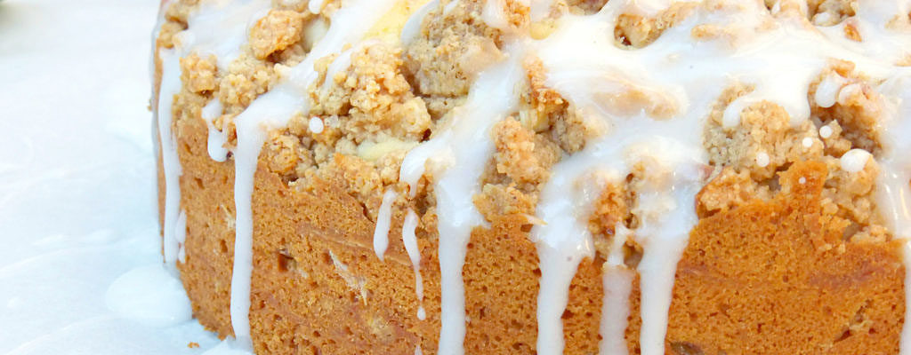 Cinnamon Apple Streusel Cake with a Greek Yoghurt Drizzle (Gluten Free)