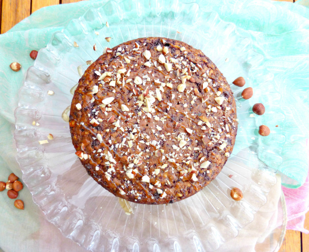 Hazelnut, Date and Dark Chocolate Cake (no refined sugar, butter or gluten)