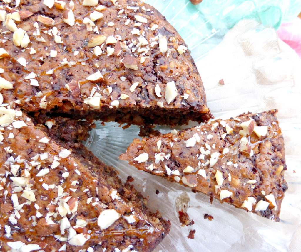 Hazelnut, Date and Dark Chocolate Cake (no refined sugar, butter or gluten)