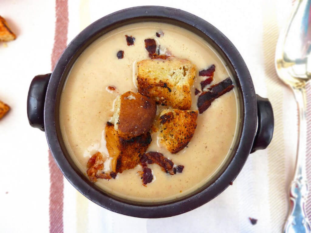 Roasted Cauliflower and Red Pepper Soup with Homemade Croutons