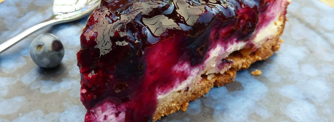 Baked Greek Yoghurt Cheesecake with Blueberry Compote