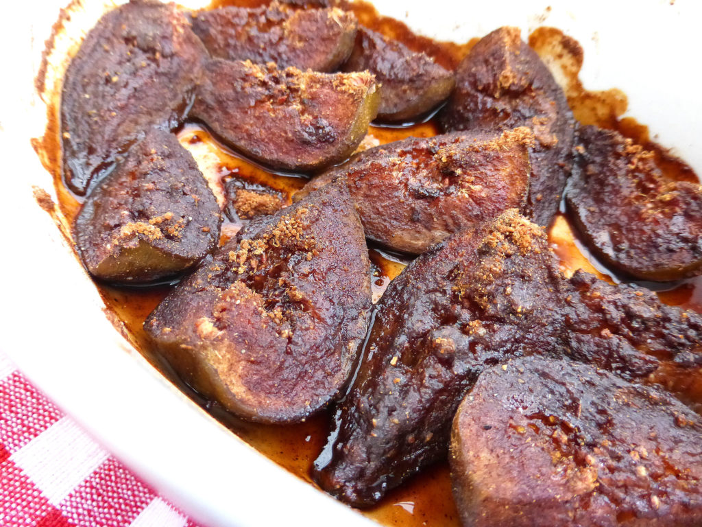 Baked Caramel Spiced Figs