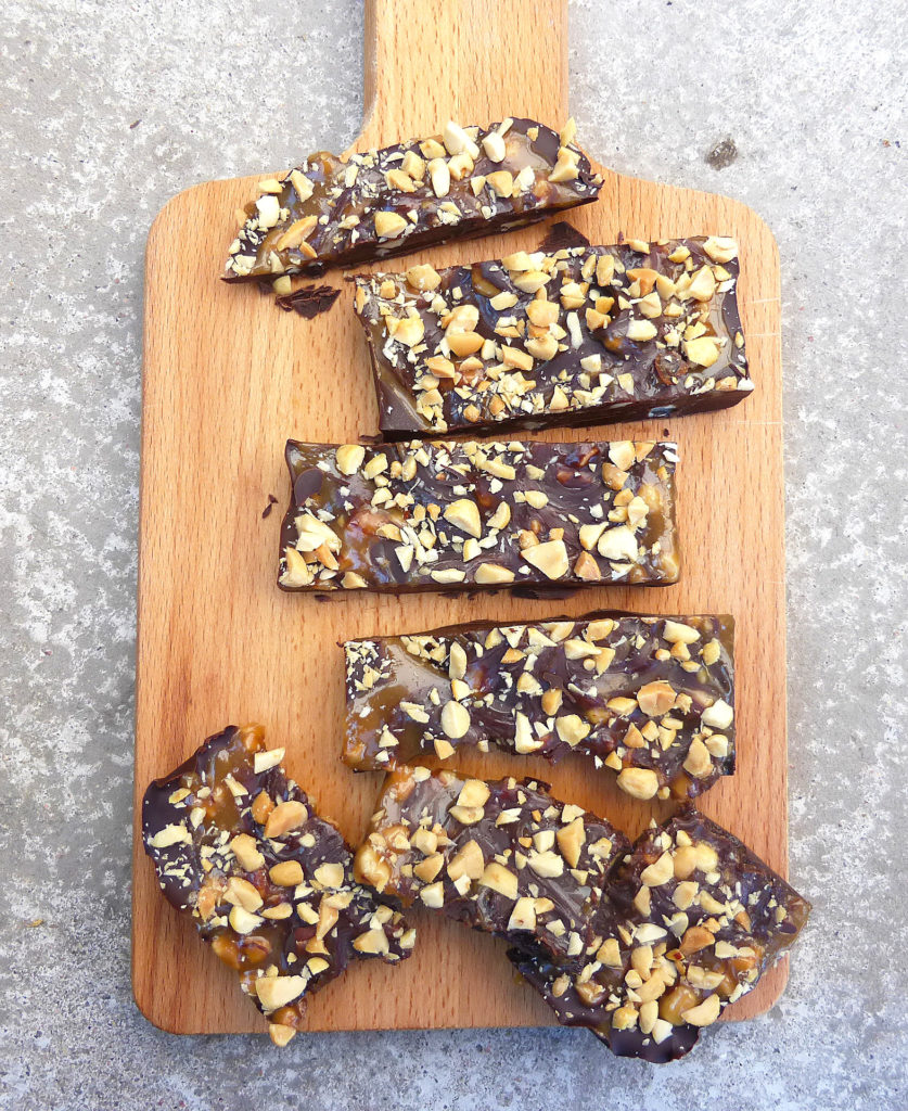 Dark Chocolate and Peanut Butter Caramel Bark (plus a little info about the blog)