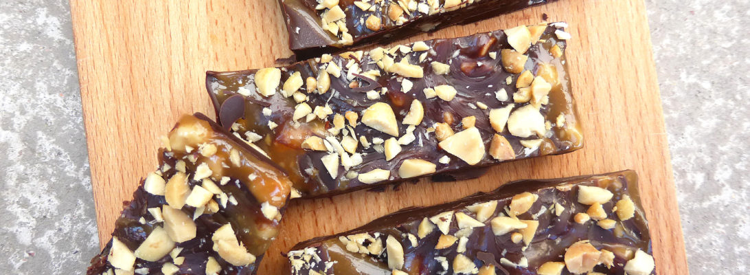 Dark Chocolate and Peanut Butter Caramel Bark (plus a little info about the blog)